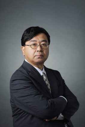 フリーランスライターマートのキャスト三枝
